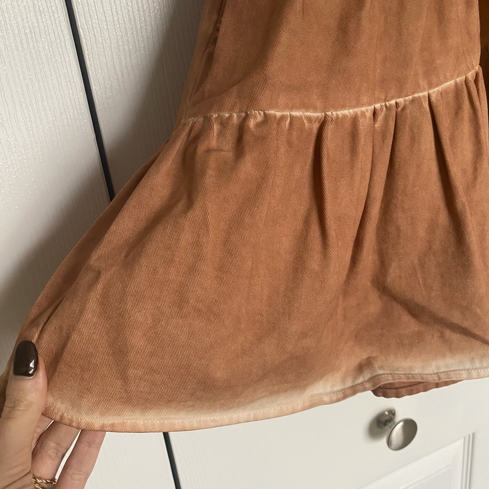 Love the Label Faded Ruffle Mini Dress NWOT - Picture 4 of 5